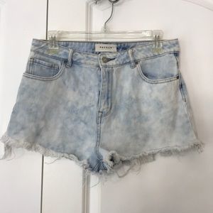 Light wash denim shorts